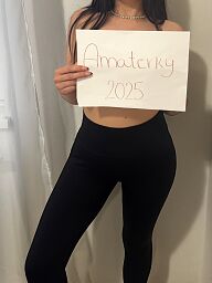 Suzanne, Nitra, 19 years