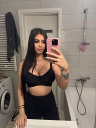 Oliviabest, Bratislava - Staré Mesto, 25 rokov
