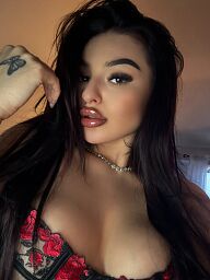 Suzanne (19), Nitra, ID:22300
