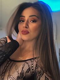 Vannesa, Bytca, 22 years