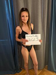 Vivien, Nitra, 24 years