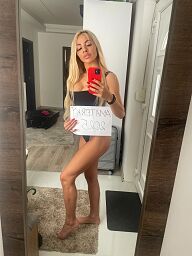 Anna Hot, Bratislava - Staré Mesto, 26 rokov