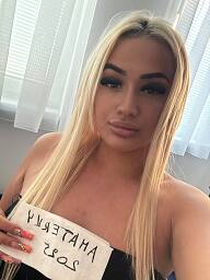 Nina, Dunajská Streda, 22 rokov