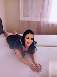 Simona Anál, Nitra, 39 rokov