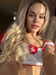 Kira (18), Bratislava - Nové Mesto, ID:28195