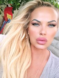 Jully, Malacky, 40 rokov