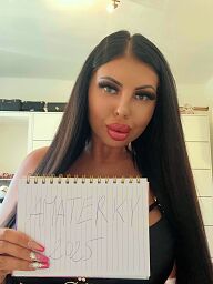 Mimi, Bratislava - Lamač, 24 rokov