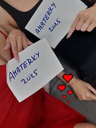 Nika a Mia, Trnava, 28 years