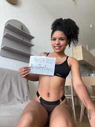 Stephanie, Bratislava - Ružinov, 18 rokov