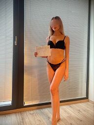 Juli, Bratislava - Karlova Ves, 24 rokov