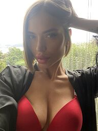 Zoe, Bratislava - Ruzinov, 24 years