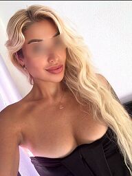 Julia, Bratislava - Karlova Ves, 32 years