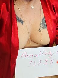 Neli, Bratislava - Ružinov, 42 rokov