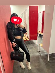 Becky Cz, Bratislava - Nové Mesto, 24 rokov
