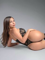 Emma, Bratislava - Nové Mesto, 18 rokov