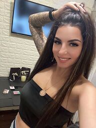 Karina, Bratislava - Ruzinov, 18 years