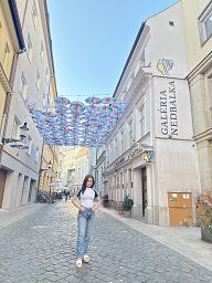Anna, Bratislava - Nové Mesto, 35 rokov