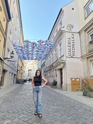 Anna, Bratislava - Nové Mesto, 35 rokov