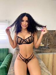 Stephanie, Bratislava - Staré Mesto, 18 rokov