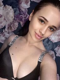 Eline, Bratislava - Nove Mesto, 18 years