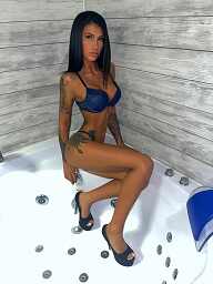 Lejla, Senica, 24 years