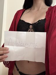 Emma, Bratislava - Nové Mesto, 19 rokov