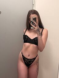 Alexandra, Bratislava - Karlova Ves, 18 rokov