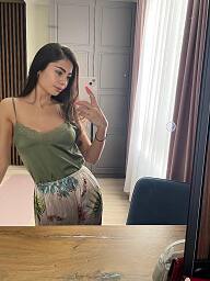 Eline (18), Bratislava - Nové Mesto