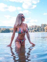 Laura, Nitra, 34 rokov