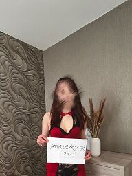 Amelie, Bratislava - Ruzinov, 27 years