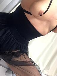 Nuru aj Mzm, Bratislava - Karlova Ves, 33 rokov
