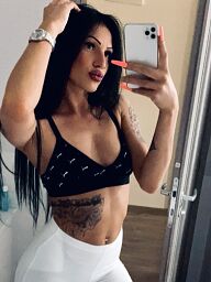 Vanda, Galanta, 26 rokov