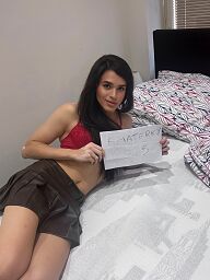 Stefani, Bratislava - Staré Mesto, 24 rokov