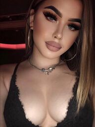 Adel, Bratislava - Petržalka, 19 rokov