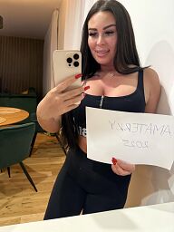Aliz, Dunajská Streda, 28 rokov