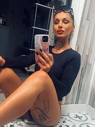 Jeny Cz, Bratislava - Nové Mesto, 29 rokov