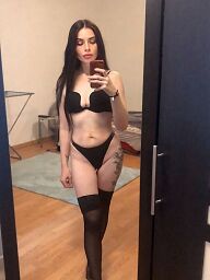 Tina, Bratislava - Staré Mesto, 19 rokov
