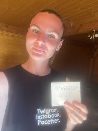 Simi, Trnava, 23 rokov