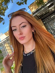 Cheryl Sweetie, Bratislava - Staré Mesto, 22 rokov