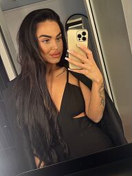 Melanie Cute, Bratislava - Petržalka, 25 rokov