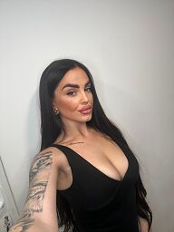 Melanie Cute, Bratislava - Petržalka, 25 rokov