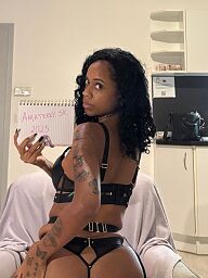 Angie Summers, Trnava, 24 rokov