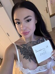 Amina, Bratislava - Nové Mesto, 19 rokov