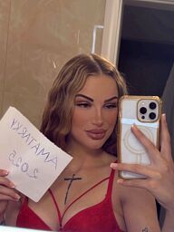 Sztella, Senica, 23 years