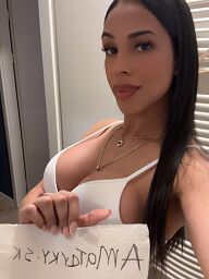 Karina Garcia, Bratislava - ostatné, 27 rokov