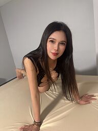 Lily, Levice, 26 rokov