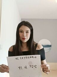 Lily, Levice, 26 rokov