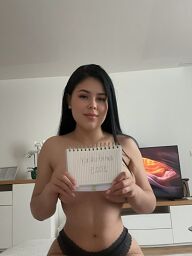 Carla, Topolcany, 23 years