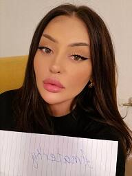Kari, Bratislava - Ružinov, 23 rokov