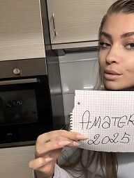 Lisa, Bratislava - Ruzinov, 19 years